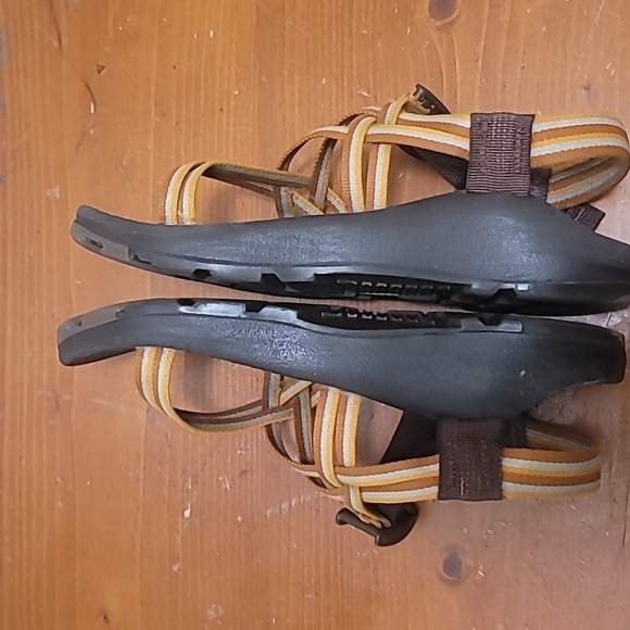 CHACO ZX2 CLASSIC COMFORT STRAP SPORT WOMEN'S ORANGE GEOMETRIC SANDAL SIZE 6 - Picture 6 of 9